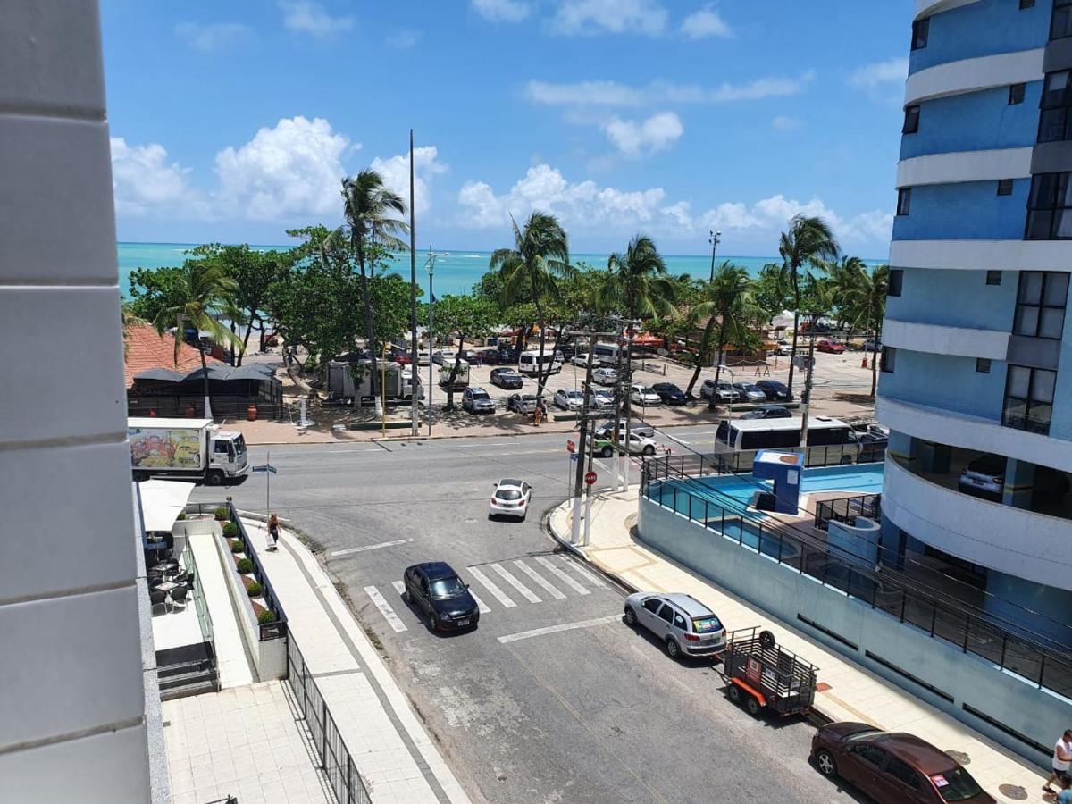 APART NO EDIF NEO BEIRA MAR DE PAJUCARA fica na Rua Julio Plech Filho 60 CONSUMO ELETRICO É PAGO NO CKECK-OUT Maceió Esterno foto