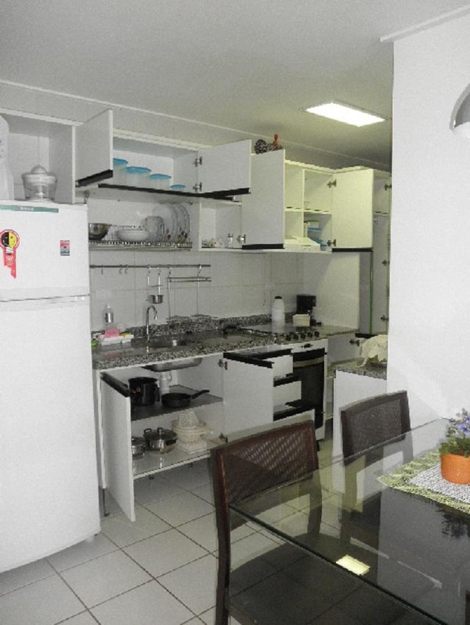 APART NO EDIF NEO BEIRA MAR DE PAJUCARA fica na Rua Julio Plech Filho 60 CONSUMO ELETRICO É PAGO NO CKECK-OUT Maceió Esterno foto
